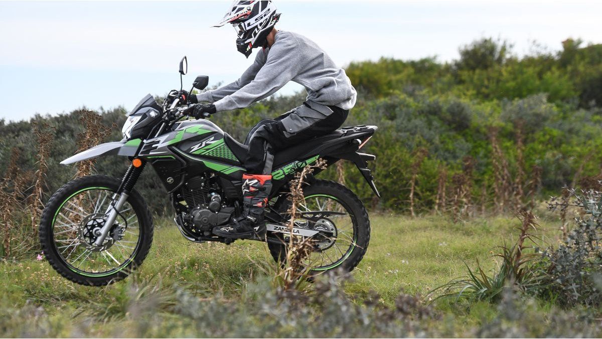 Zanella renews her classic on-off with the new ZR generation