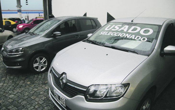 Pisó el freno en octubre la recuperación de las ventas de autos usados