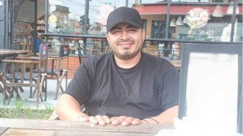 su vida se detuvo por 10 anos, lucho, se reinserto y un emprendimiento lo salvo