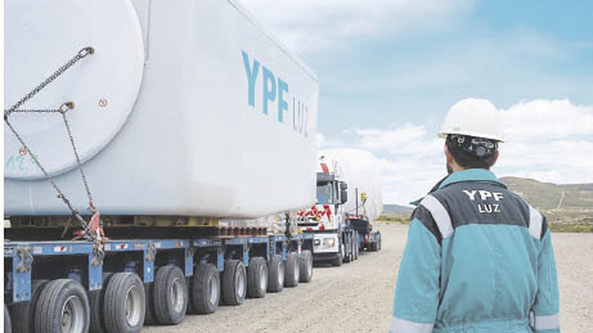 YPF obtained in the last quarter of 2021 a net profit of almost ,000 million