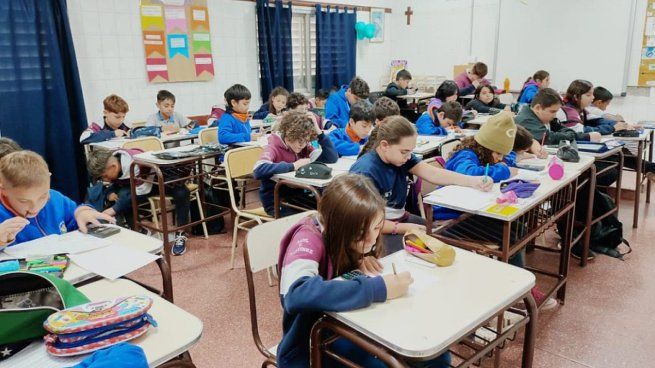La escuela del futuro ya está en marcha: nuevos enfoques pedagógicos promueven la comprensión, la innovación y la formación integral de los estudiantes ante un mundo en constante transformación.