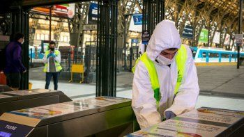 La reserva, se puede hacer desde la web de Trenes Argentinos, ingresando DNI y número de trámite que se encuentra en el documento para validar la identidad.