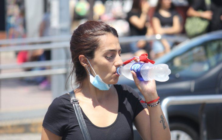 Ola de calor en la Ciudad: la temperatura marcó un récord de 35,7°