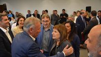 Patricia Bullrich junto al presidente del club Talleres, Andrés Fassi.