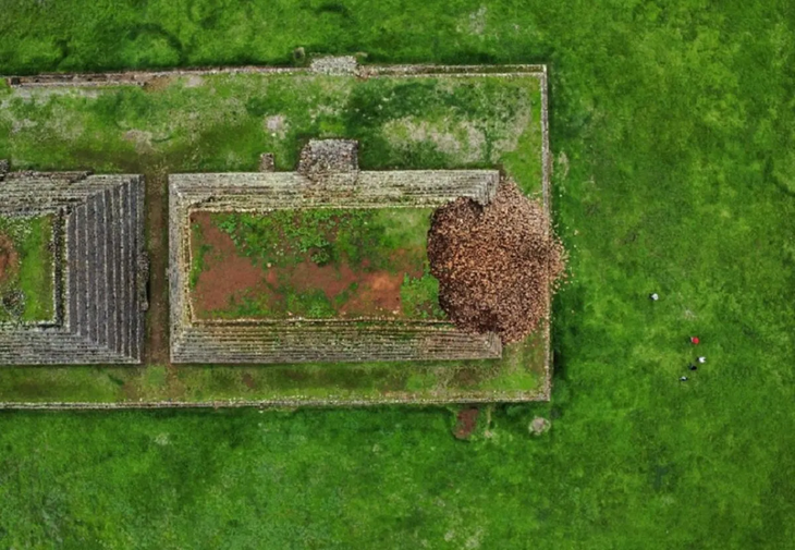 The cry of the gods: the collapse of a Purépecha pyramid portends an uncertain future