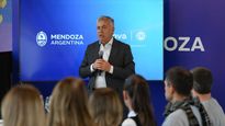 Alfredo Cornejo respaldó los anuncios de Javier Milei sobre Malvinas.