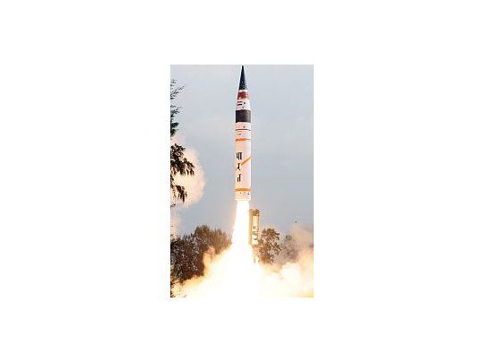 India prueba con éxito un misil atómico intercontinental