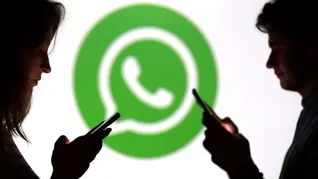 ¿que es liquid glass, la nueva actualizacion de whatsapp que recibieron algunos usuarios? ¿que es liquid glass, la nueva actualizacion de whatsapp que recibieron algunos usuarios?