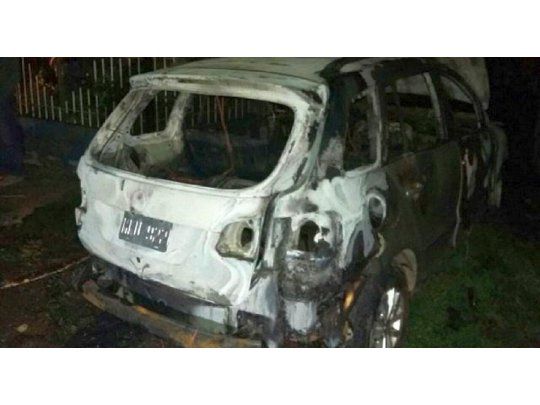 Susana Beatriz Duarte fue hallada muerta minutos después de la medianoche en su casa de la ciudad cordobesa de Río Cuarto. Su pareja quemó el auto e intentó suicidarse.
