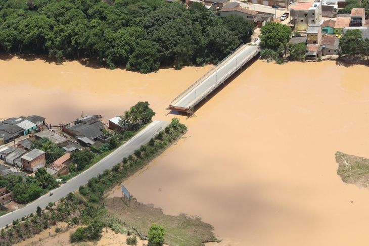 Algunas zonas quedaron aisladas debido a las inundaciones.