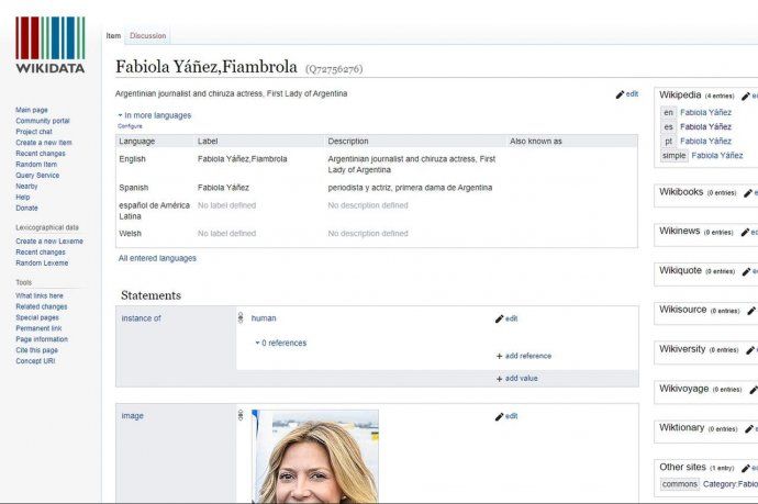 “Fabiola Yáñez, Fiambrola” podía leerse en Wikidata.
