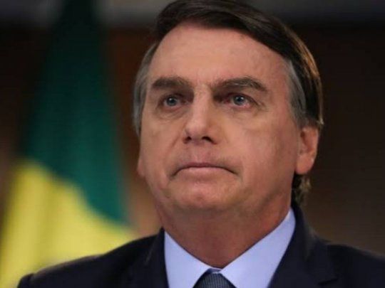Bolsonaro, en su transmición por Facebook Live insultó al presidente Fernández, pero ninguna autoridad argentina rechazó la falta de respeto.
