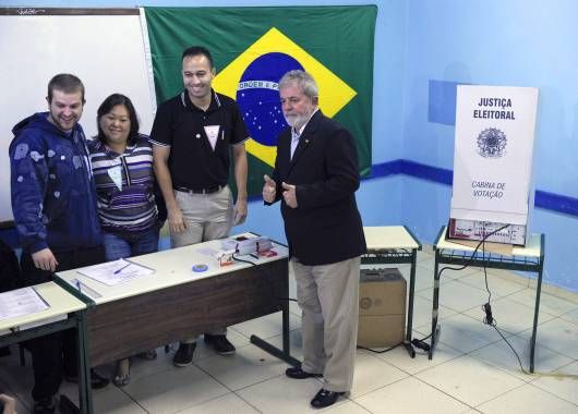 Brasil: ganó Dilma, pero debe ir a segunda vuelta (igual es la amplia favorita) (foto 5)