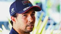 La falta de un sustituto indiscutido, fue la principal razón por la que Rd Bull decidió mantener al mexicano Sergio Checo Pérez en la escudería de Fórnula 1.