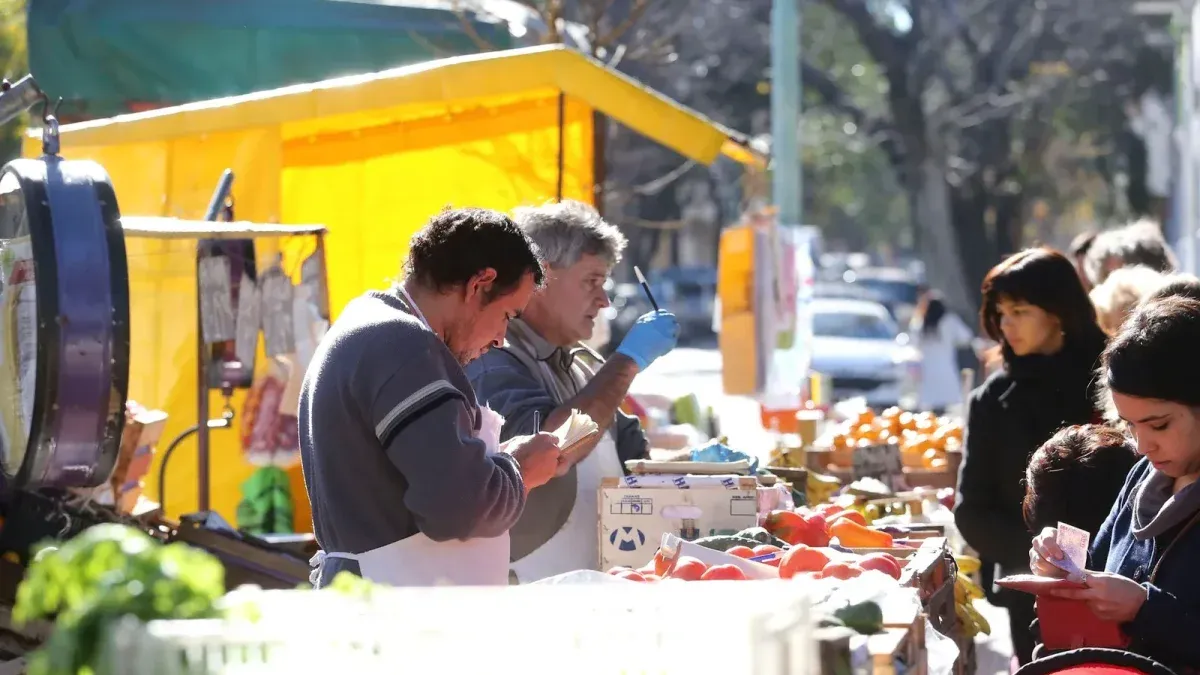 Do you buy at fairs? Take advantage of an exclusive DNI Account benefit to save on your expenses for October 2025 Do you buy at fairs? Take advantage of an exclusive DNI Account benefit to save on your expenses for October 2025