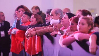 Convencionales radicales en contra de la alianza de la UCR con el PRO.