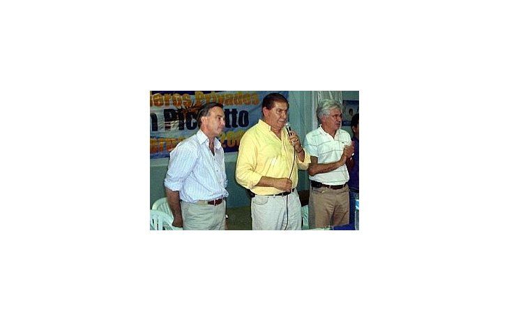 En 2007, el petrolero Guillermo Pereyra abonaba la candidatura a gobernador de Río Negro de Miguel Ángel Pichetto. Los vínculos hoy renovados entre el moyanista y el senador K vienen de larga data.