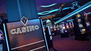 Montevideo dejará de subsidiar las pérdidas del Casino Parque Hotel mientras el gobierno nacional asumirá la operación del negocio a través del MEF. Montevideo dejará de subsidiar las pérdidas del Casino Parque Hotel mientras el gobierno nacional asumirá la operación del negocio a través del MEF.