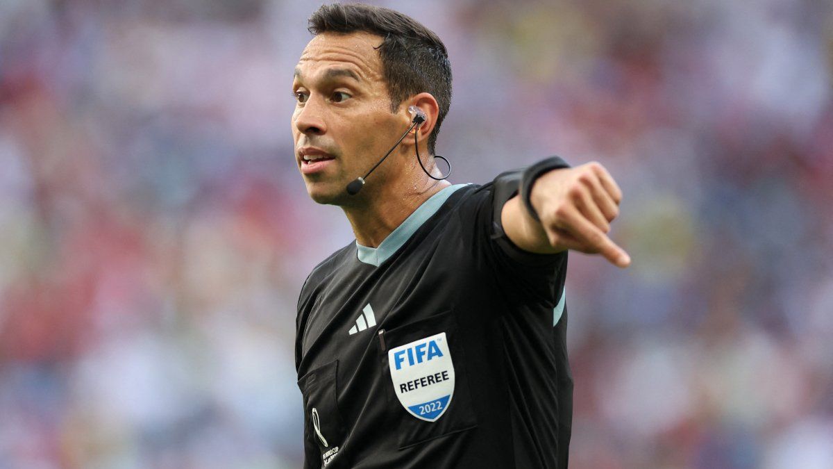 An Argentine referee was chosen to direct in the Euro Cup and it is not Falcón Pérez