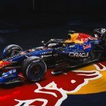 Red Bull presentó su nuevo modelo para 2026, con un estilo nostálgico Red Bull presentó su nuevo modelo para 2026, con un estilo nostálgico
