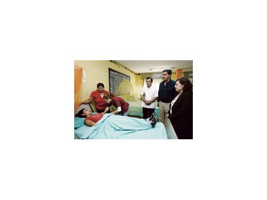 Ocaña recorrió ayer los centros de salud de Chaco para monitorear las tareas de prevención y aislamiento de los enfermos contagiados.