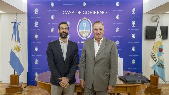 El ministro de Hacienda y Finanzas de Mendoza, Víctor Fayad, y el presidente del Banco Nación (BNA), Daniel Tillard.