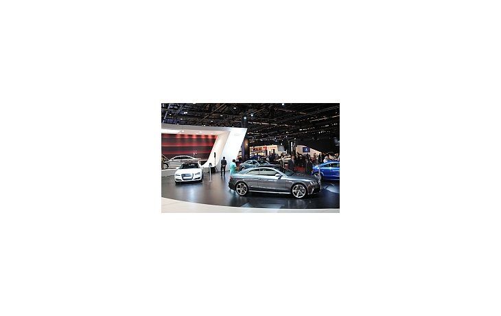 ámbito.com | El Salón del Automóvil abrió sus puertas al público.