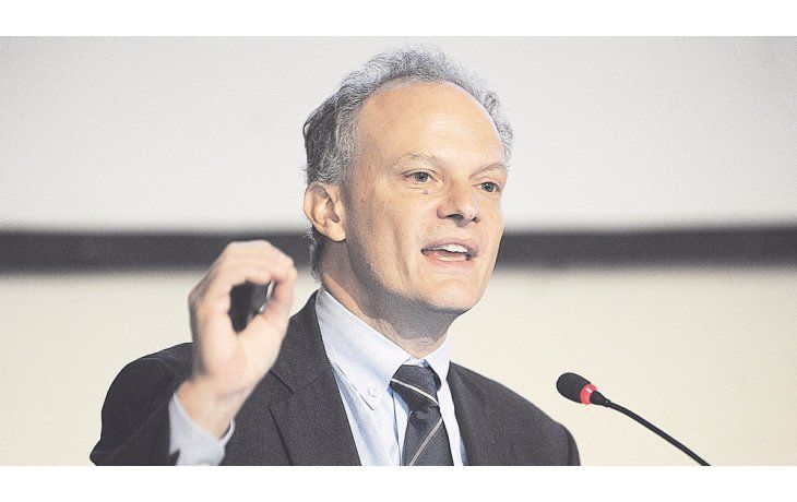 Técnico. El enviado del Fondo, Alejandro Werner, dijo que el país tiene una estructura de gasto muy fuerte en salarios.
