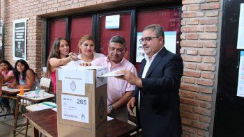 El candidato a Gobernador, Raúl Jalil busca suceder a Corpacci.&nbsp;