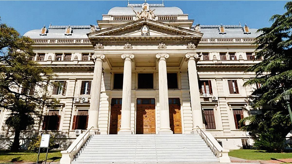 Buenos Aires mayors push to modify the law that limits indefinite reelection