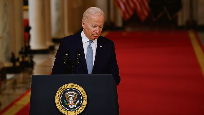 HISTORIA. La decisión de retirarse de Afganistán tras 20 años ha golpeado duramente la imagen de Joe Biden, quien lleva apenas siete meses al mando.&nbsp;