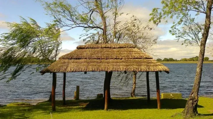 Este lugar es ideal para visitar en familia o con amigos, y es una excelente opción para descansar del ruido de la ciudad.