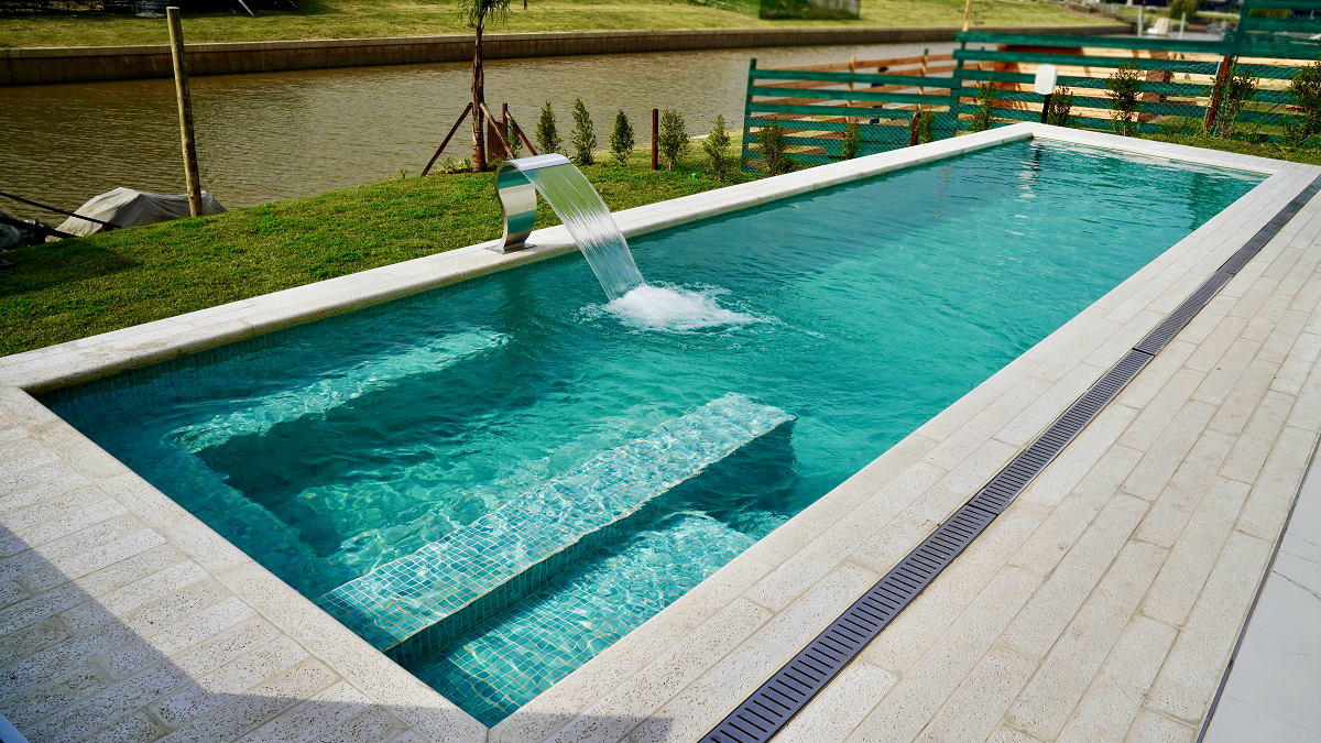 The incredible trick to deep clean your pool deck