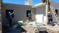 Si bien los costos se estabiizaron, es todo un desafío económico llevar adelante la edificación de una vivienda&nbsp;