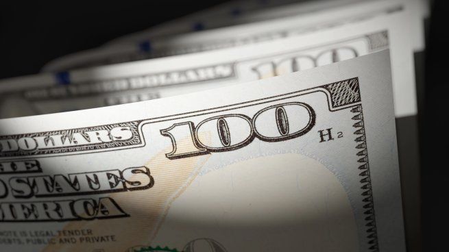El dólar se ubicó por encima los $1.400.