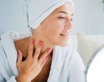 El cuidado que hay que tener en el cuello para que no se arrugue. El cuidado que hay que tener en el cuello para que no se arrugue.