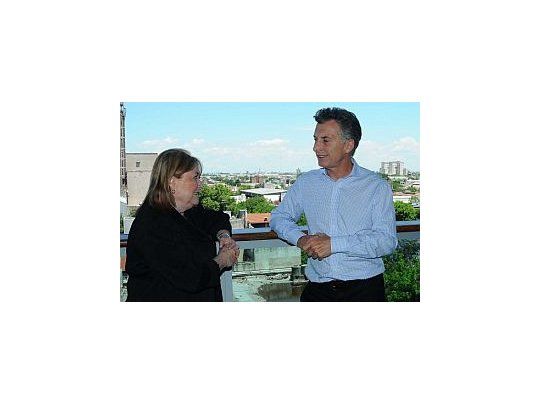 Susana Malcorra junto al presidente electo Mauricio Macri. La Canciller avisó que seguirán las negociaciones con Irán.