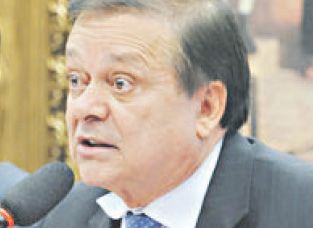 El instructor, Jovair Arantes, recomendó removerla.