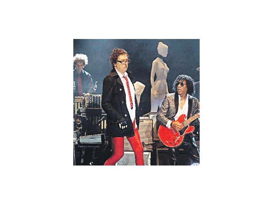 Charly García con la “Mona” Jiménez en la edición del año pasado de Cosquín Rock, donde volverán a actuar este año.