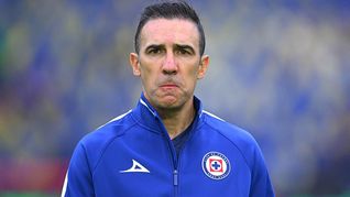 Vicente Sánchez, quien ganó la Concachampions con Cruz Azul, catalogó a Nicolás Larcamón, aunque sin mencionarlo, como vende humo, en un posteo en su cuenta de Instagram. Vicente Sánchez, quien ganó la Concachampions con Cruz Azul, catalogó a Nicolás Larcamón, aunque sin mencionarlo, como vende humo, en un posteo en su cuenta de Instagram.