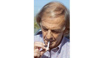 Menotti se encuentra internado en el Hospital Italiano.