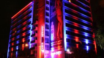 En Pascha trabajaban 120 prostitutas y otros 60 empleados.