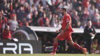 Grito. Martín Cauteruccio festeja su gol, el que le dio una victoria importantísima a Independiente en su lucha por la permanencia.