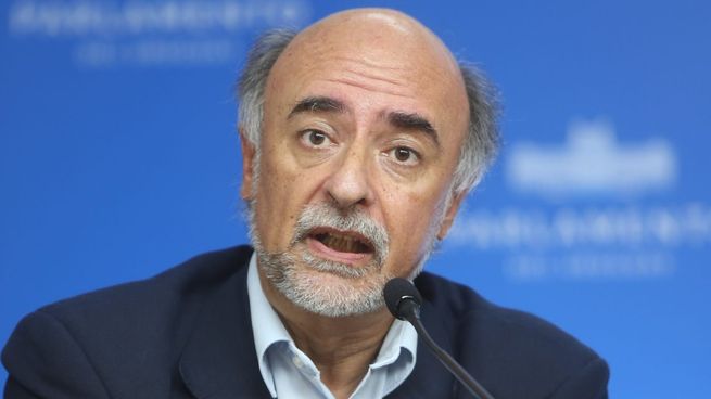 El presidente del Partido Independiente se reunió con Yamandú Orsi para debatir sobre seguridad social pero rechazó la propuesta y llevó otra agenda. 