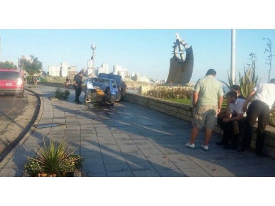 Otro policía estuvo involucrado en un accidente: una mujer sufrió la amputación de una pierna