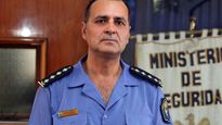 echan al jefe de la policia de mendoza por permitir que su pareja suba al aconcagua sin pase sanitario