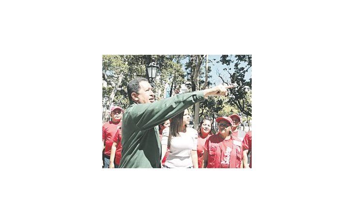 ámbito.com | De visita al municipio del Libertador, en el Gran Caracas, Hugo Chávez ordenó  sorpresivamente expropiar varias construcciones que estaban en manos privadas.