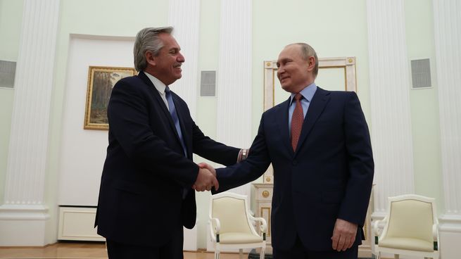 Alberto Fernández junto a Vladimir Putin.