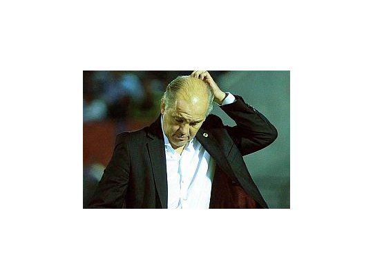 Sabella le comunicó a Grondona que no sigue al frente de la Selección.