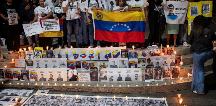 Familias y organizaciones defensoras de los derechos humanos exigen transparencia ante las cifras de excarcelados. Familias y organizaciones defensoras de los derechos humanos exigen transparencia ante las cifras de excarcelados.